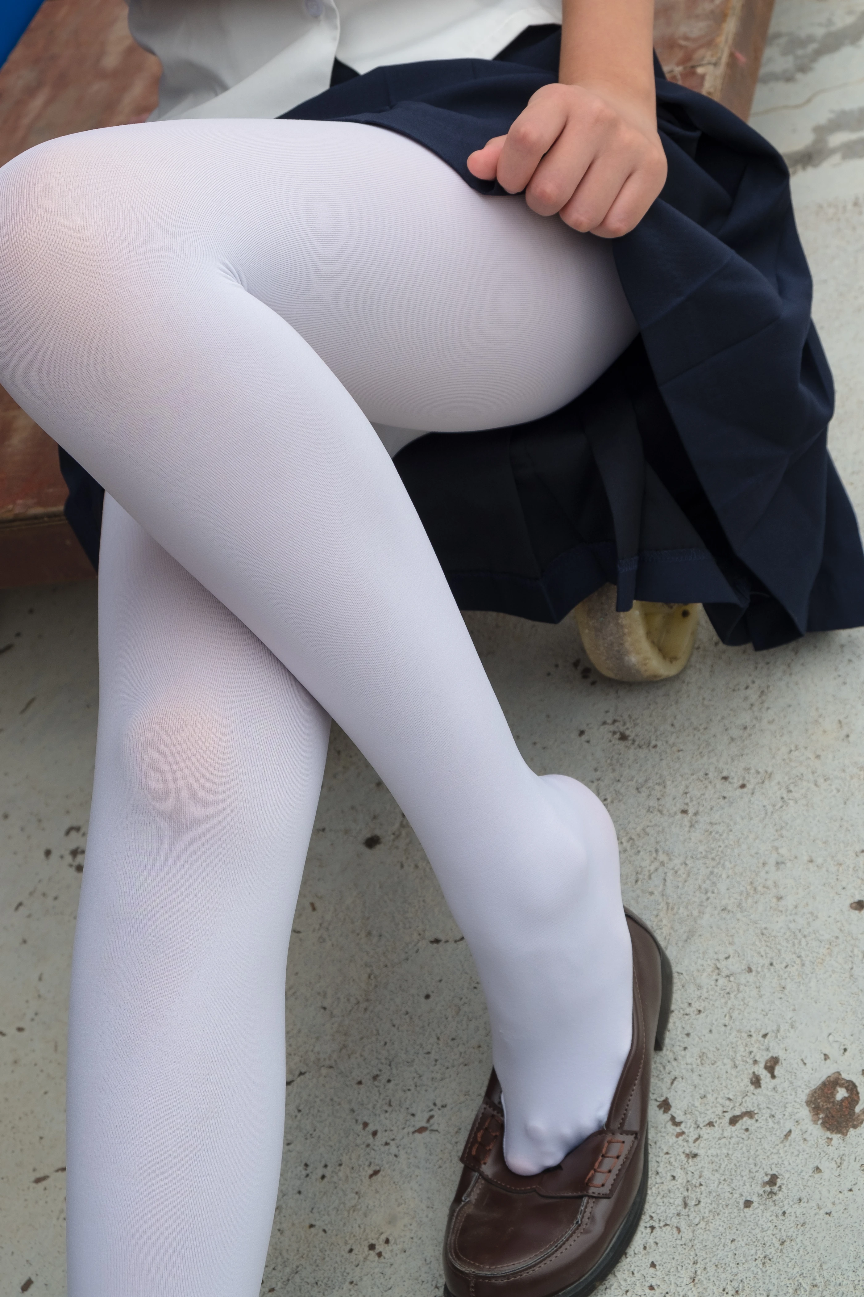 森萝财团 R15-034 [102P]插图5